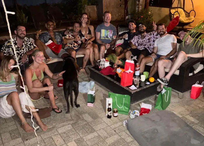 Backpackers Tamarindo